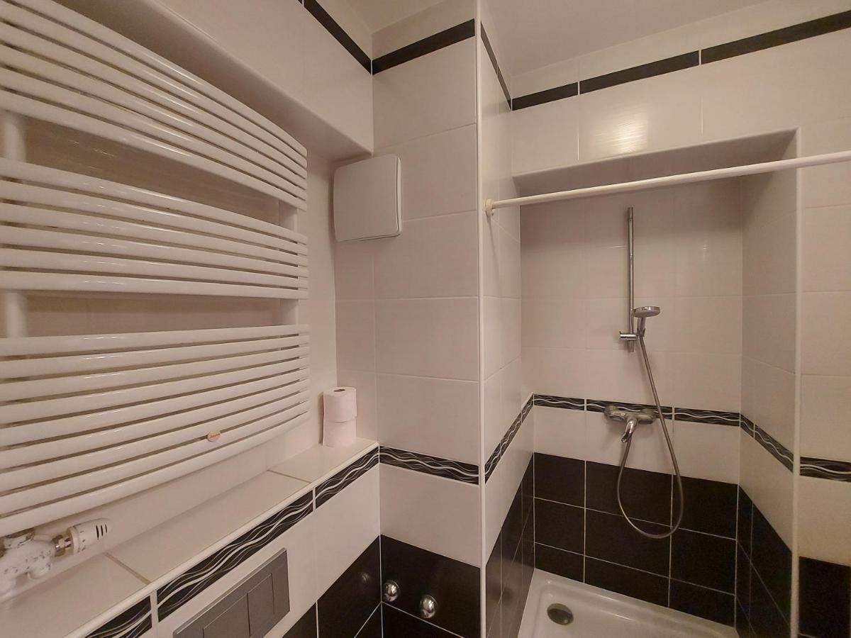 Csipke Hotel Kiskunhalas Zewnętrze zdjęcie