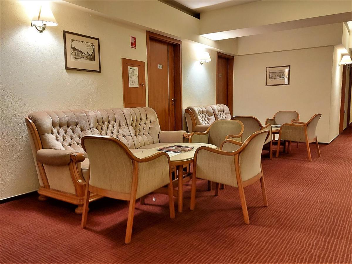 Csipke Hotel Kiskunhalas Zewnętrze zdjęcie