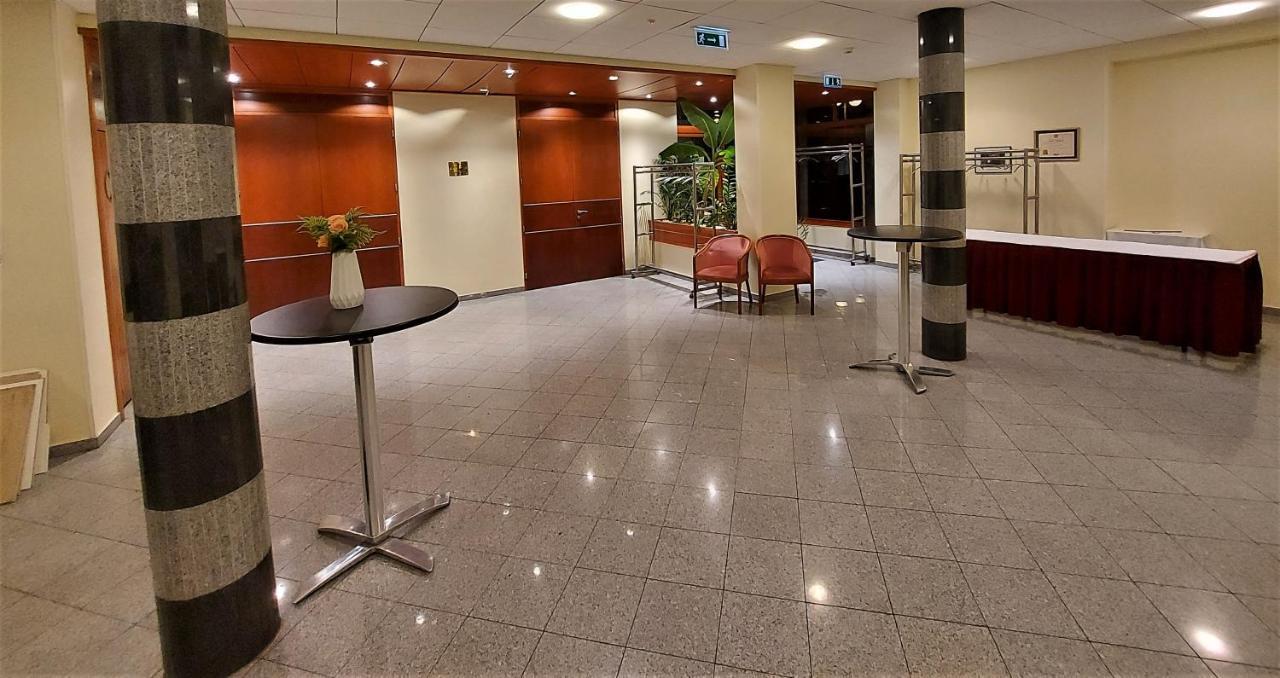 Csipke Hotel Kiskunhalas Zewnętrze zdjęcie